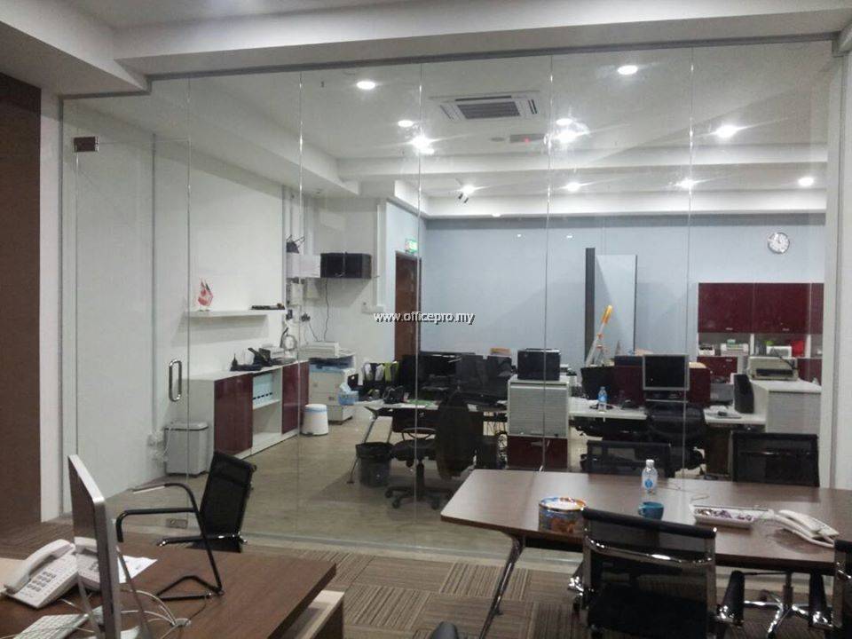 12mm Tempered Glass Partition l Glass Supplier Malaysia [INPRO Glass
